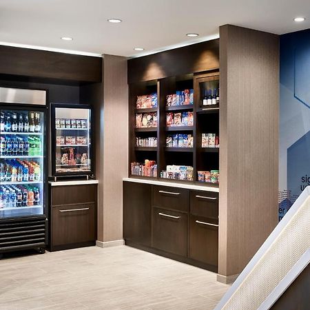 Springhill Suites By Marriott Springfield North Екстер'єр фото
