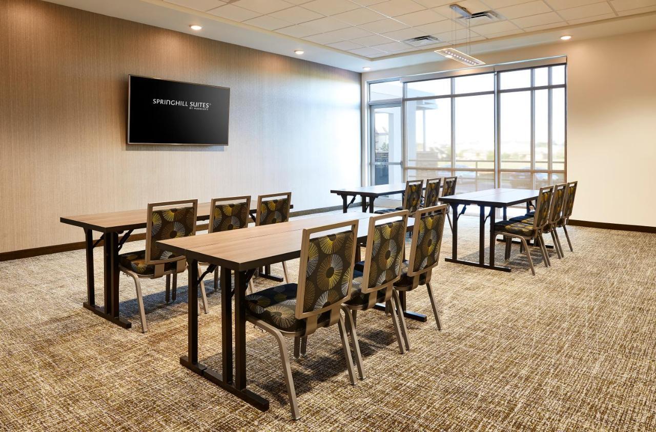Springhill Suites By Marriott Springfield North Екстер'єр фото